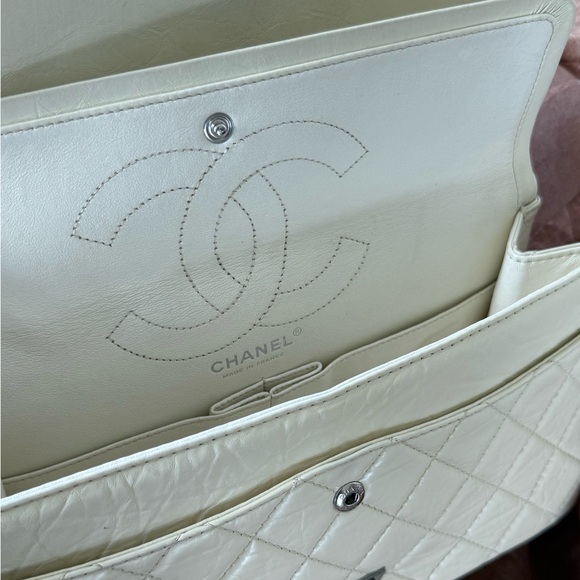CHANEL White Calfskin Reissue 226 Size SHW - Picture 12 of 16